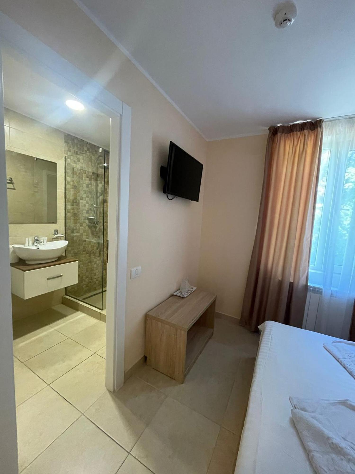Hotel Olt By Ventura Mamaia Quarto foto